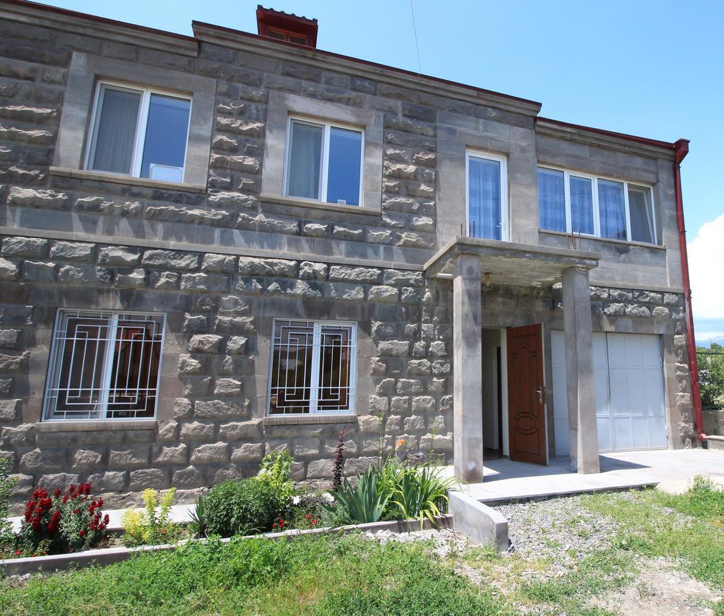 Karin's B&B Sisian Exterior foto